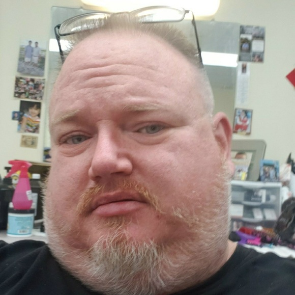 Meet your Posher, Paul - Picture 1 of 1